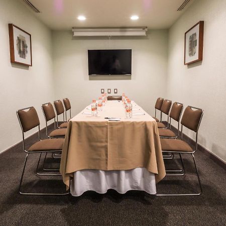 Hotel Mercury Inn Керетаро Экстерьер фото