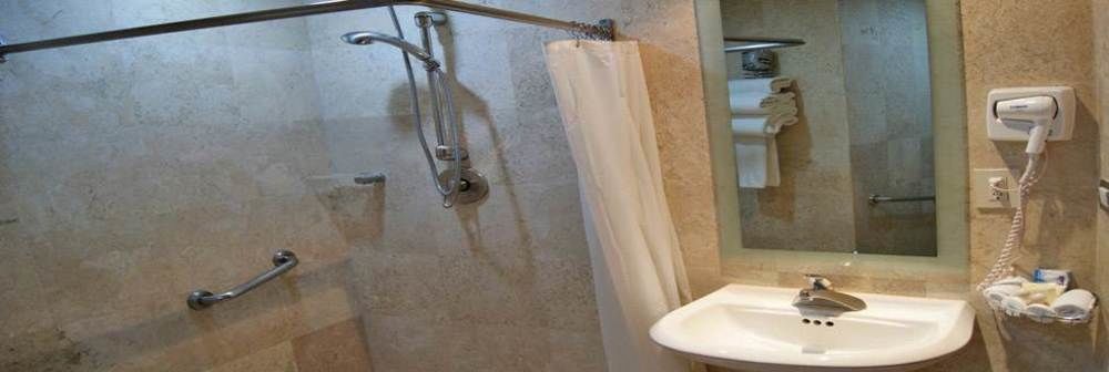 Hotel Mercury Inn Керетаро Экстерьер фото