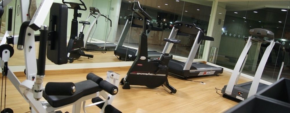 Hotel Mercury Inn Керетаро Экстерьер фото