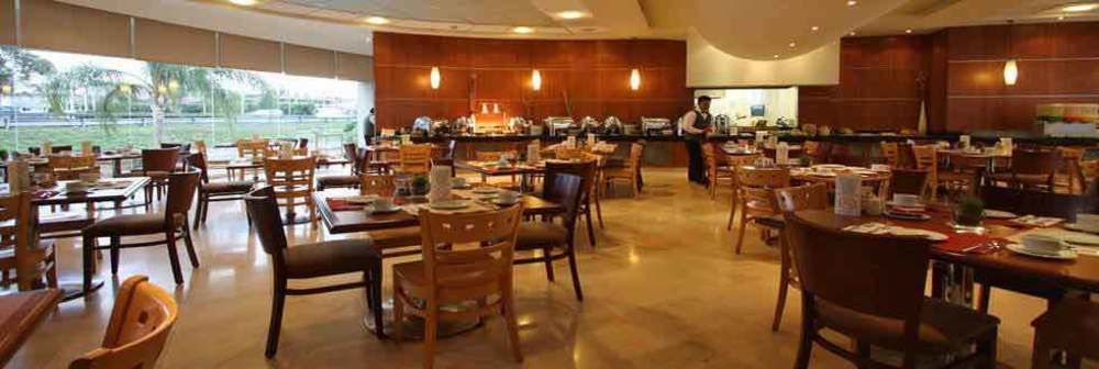 Hotel Mercury Inn Керетаро Экстерьер фото