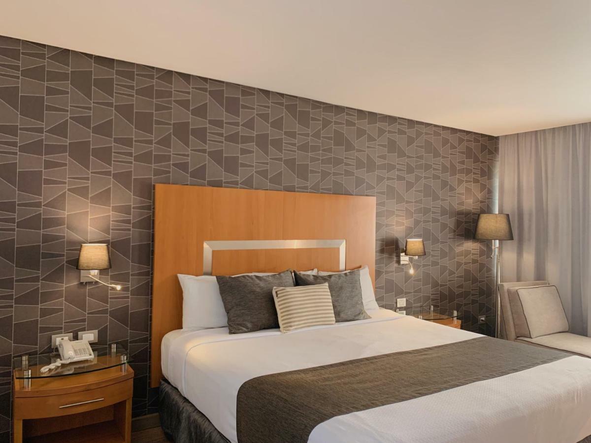Hotel Mercury Inn Керетаро Экстерьер фото