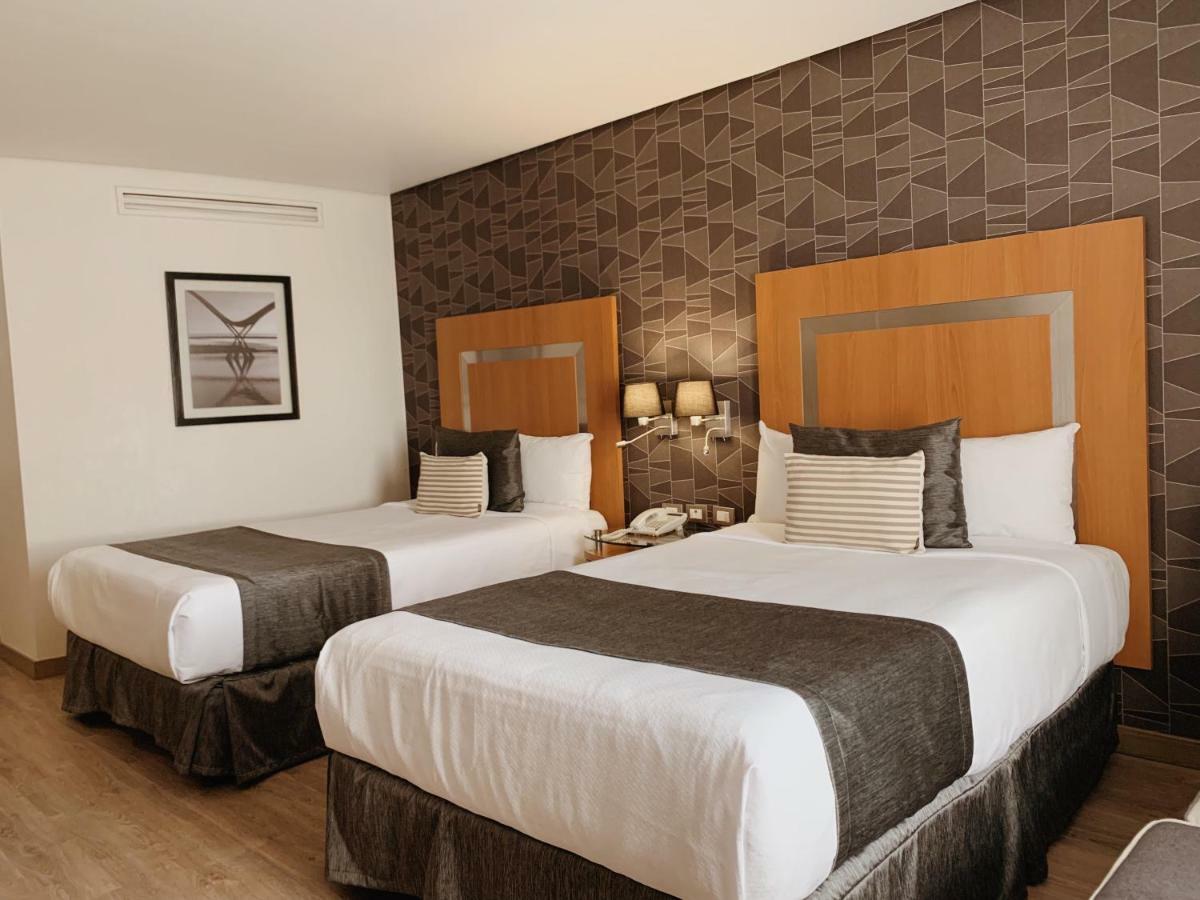 Hotel Mercury Inn Керетаро Экстерьер фото